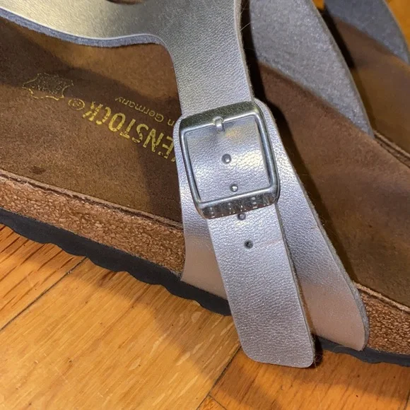 Birkenstock Gizeh Sandals - Picture 3 of 8